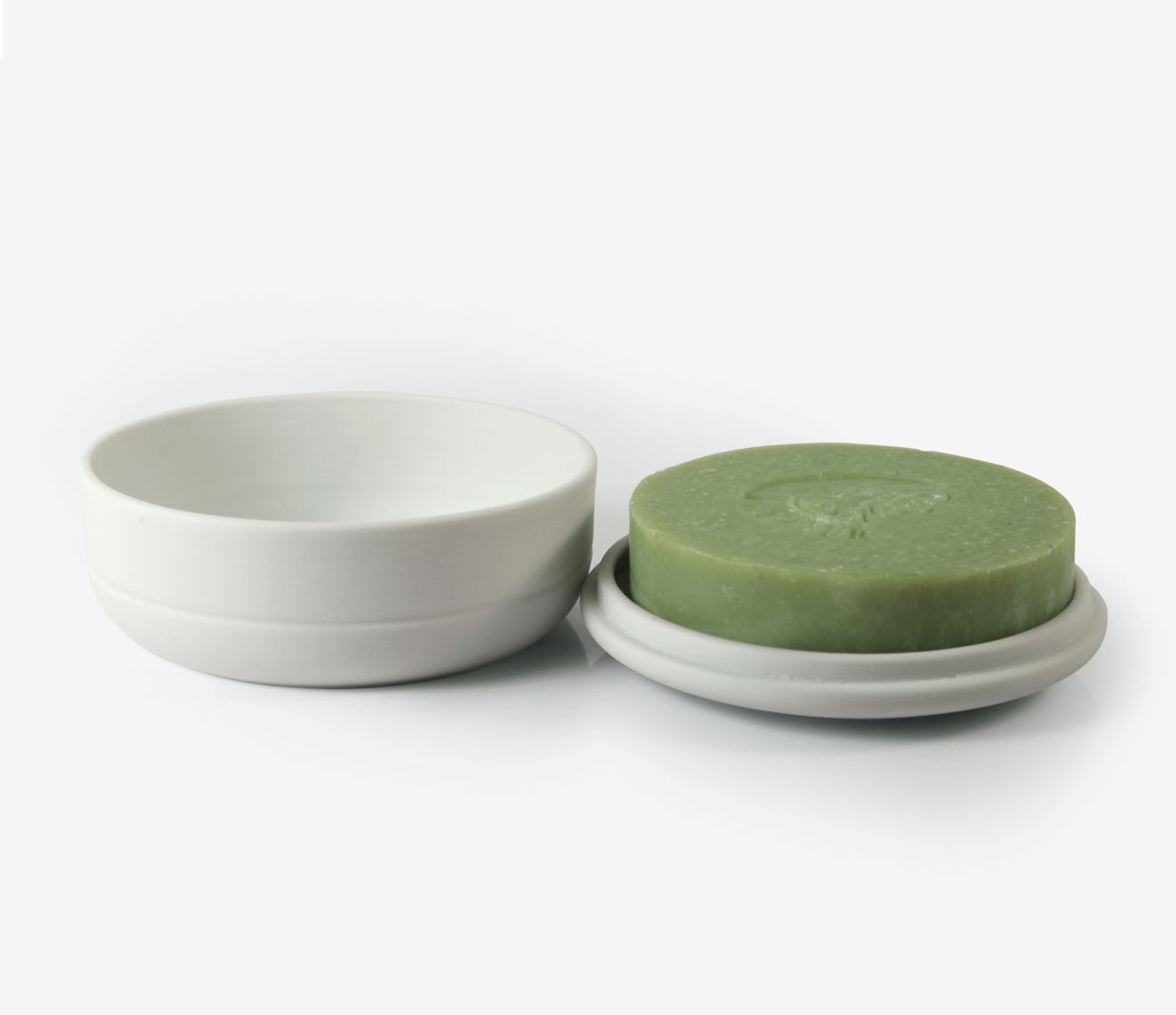 Le Baigneur Savon a Barbe No.1 Porcelain Shaving Bowl & Soap 150g