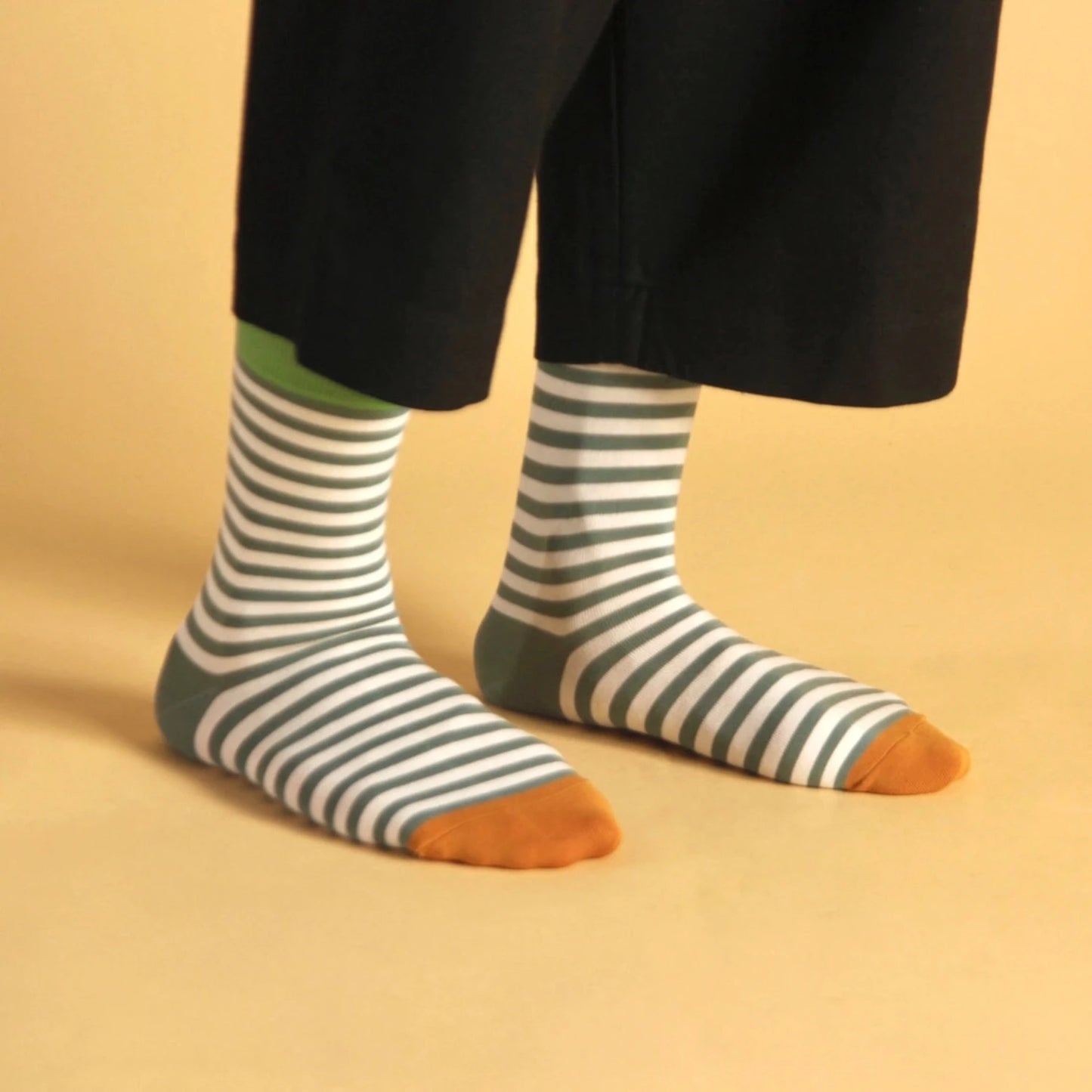Wazi Unisex Designer Socks - Dragonfly